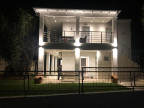 THE WAVE HOUSE